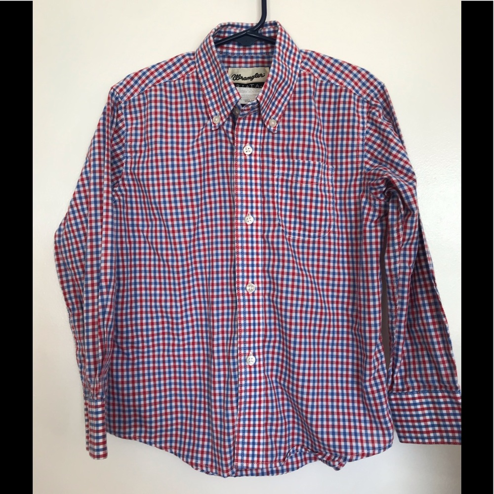 Boys 5/6 Wrangler Riata long sleeve top!